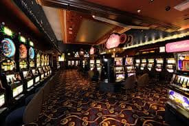 Roulette Live Casino pasukanjitu dengan roda fisik